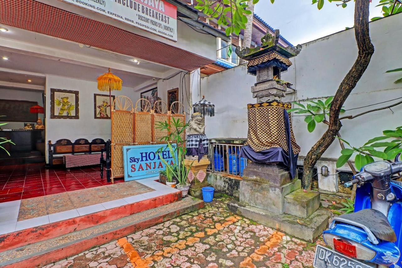 Capital O 91851 Hotel Sanjaya Legian Esterno foto